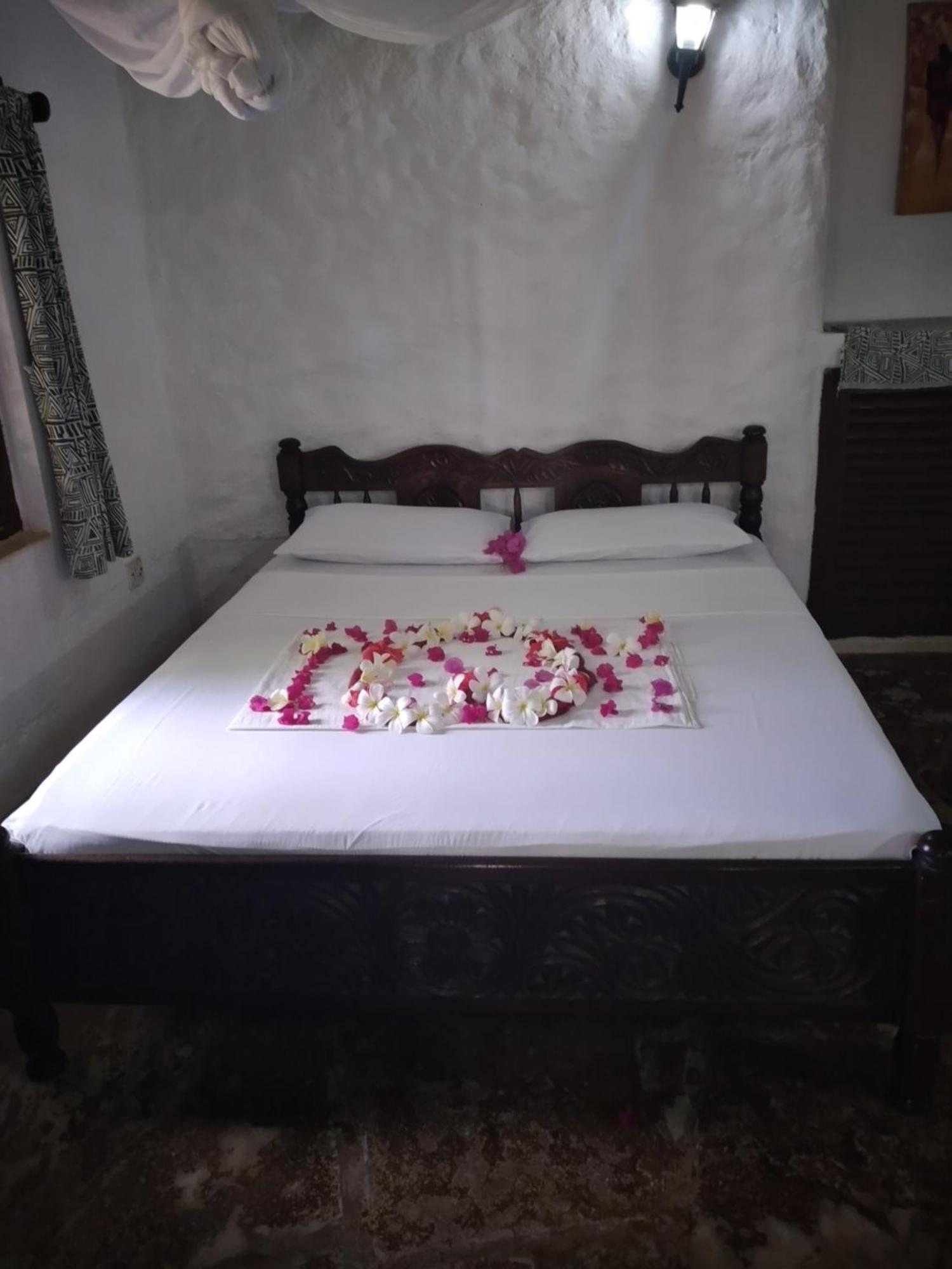 Diani Banda Cottages Diani Beach Phòng bức ảnh